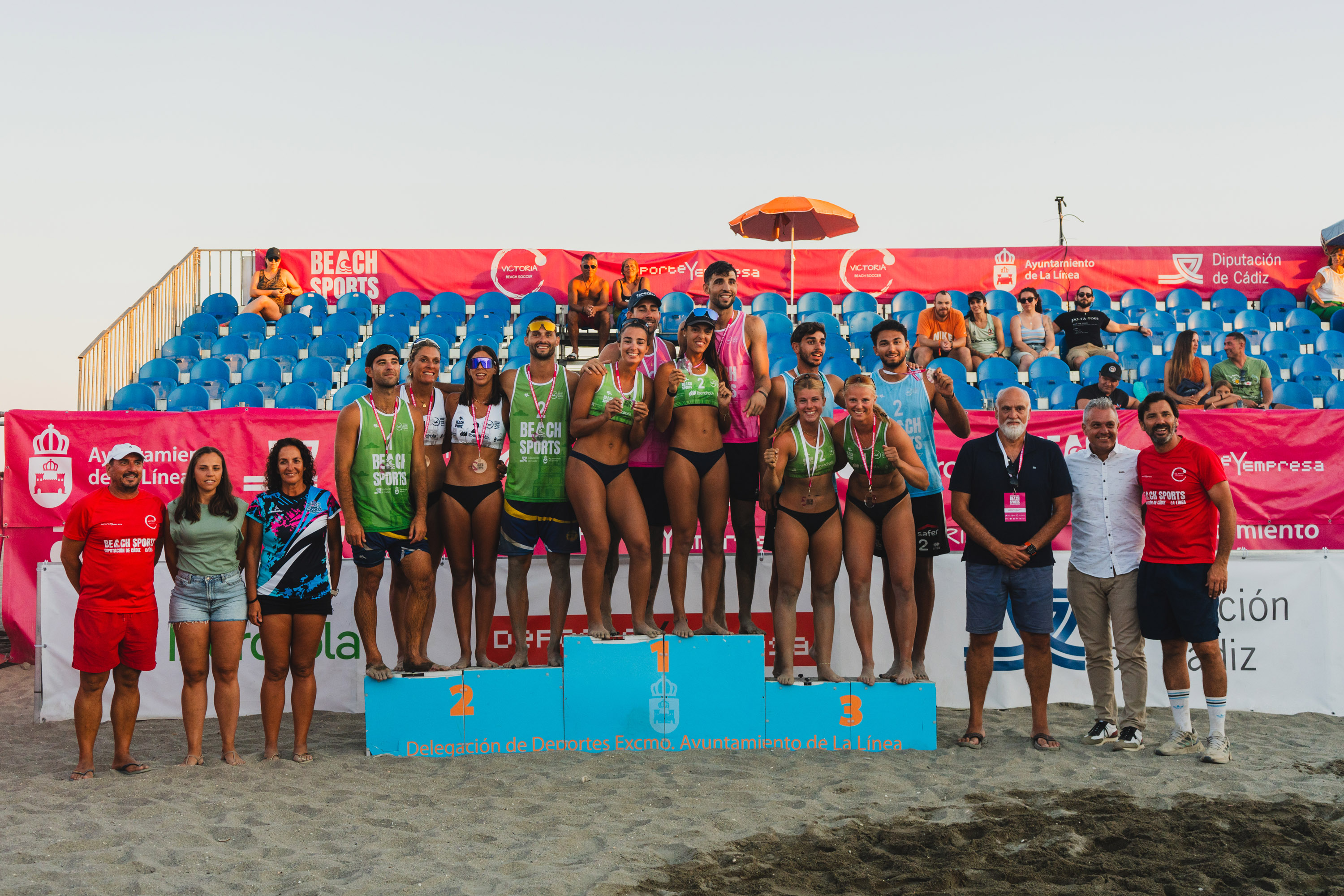 Vergara/González y Capogrosso/Huerta conquistan el oro en el CNVP Diputación de Cádiz Beach Sports