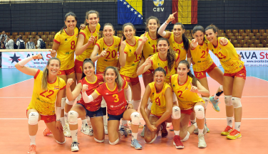 Las Leonas del Vóley a refrendar sus opciones de semifinales en Oviedo