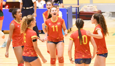 España supera a Alemania por 3-0 en el Wevza sub17