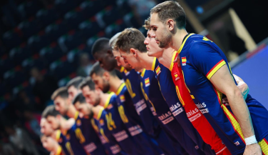 Dura derrota ante Ucrania y adiós al #EuroVolleyM