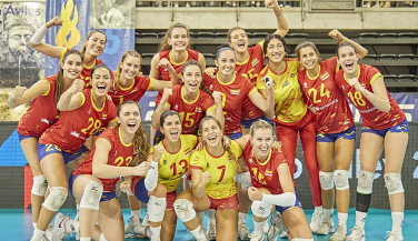 Las Leonas del Vóley doblegan a Letonia para cerrar el primer tramo del Preeuropeo invictas