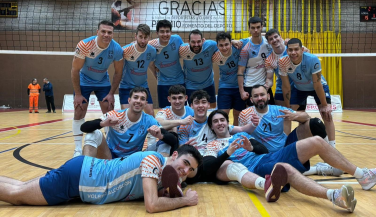 CUV Alcorcón vive en Los Cantos una remontada esencial para la competición absoluta 