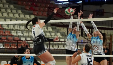 Paterna Liceo Hienas se lleva tres valiosos puntos en su choque ante Club Natació Sabadell