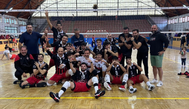Escuelas Cacereñas se lleva el derbi extremeño ante AD Don Benito