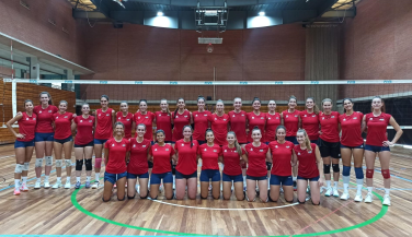 Las Leonas del Vóley ya preparan el #EurovolleyW en el CAR de Sant Cugat