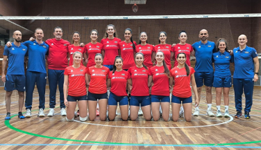 Arranca el primer periodo de trabajo de las Leonas del Vóley en el CAR de Sant Cugat