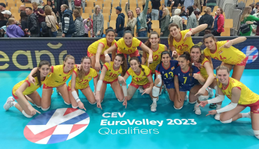 España derrota a Letonia y asegura su clasificación para el próximo #EuroVolleyW