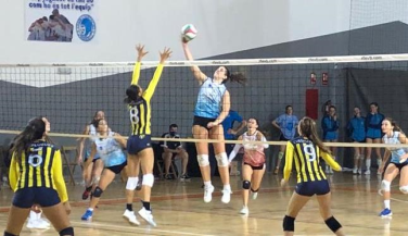 Esplugues vence el derby en Sabadell
