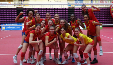 España comienza con victoria su paso por el WEVZA U19 de Valladolid