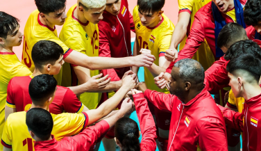 España no da opción a Portugal y se acerca al EurovolleyU18M 