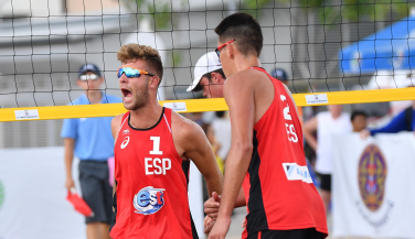 España comienza con derrotas el Mundial sub 21 de vóley playa