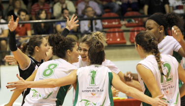 CV Aguere se impone a Extremadura Arroyo en un trepidante y agónico quinto set