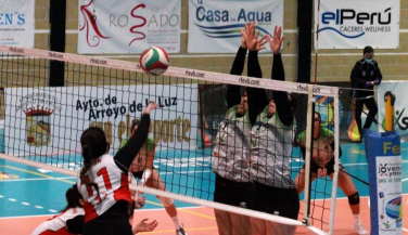 Extremdura Arroyo se encomienda a la heroica para vencer 3-2 a un gran Voley Sanse