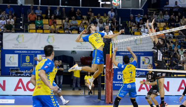 El central de CV Guaguas Matthew Knigge es el MVP de la 15ª jornada de la SVM