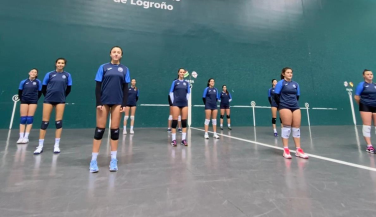 CV Oviedo vence en Logroño y se mantiene invicto