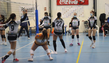 CD Badajoz Extremadura remonta para vencer el desempate