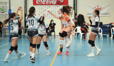 CD Badajoz Extremadura sufre para ganar al Almozara 2000