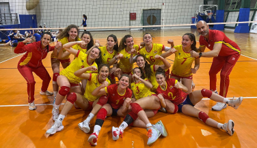 La selección sub17 femenina cierra con triunfo su bilateral en Grecia