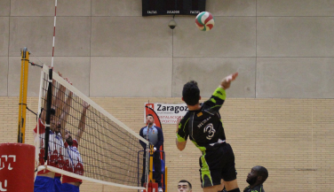 CV Zaragoza derrota al CID Jovellanos